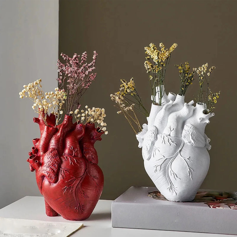 Heart Vase Dry Pot Art Vase Human Statue Vase Container Simulated Anatomy Heart Vase Decorative Gift Vase Valentine's Day Gift