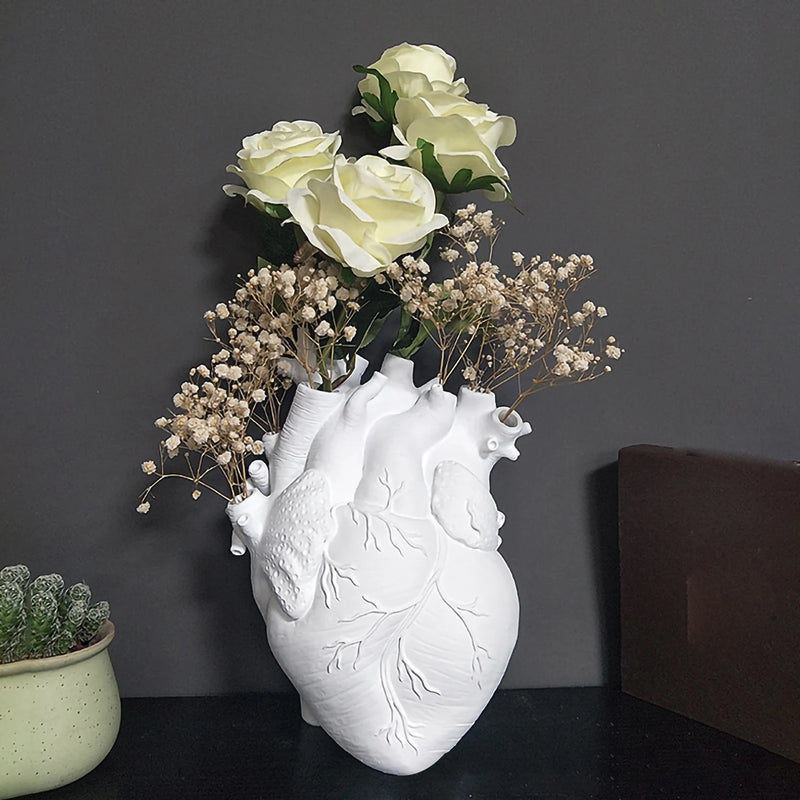 Heart Vase Dry Pot Art Vase Human Statue Vase Container Simulated Anatomy Heart Vase Decorative Gift Vase Valentine's Day Gift