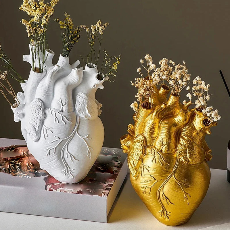 Heart Vase Dry Pot Art Vase Human Statue Vase Container Simulated Anatomy Heart Vase Decorative Gift Vase Valentine's Day Gift